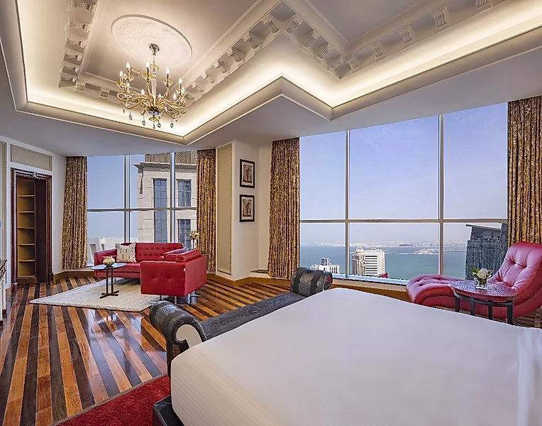 Stunning 4BR Apartment with Luxurious Finishes - Photo 8