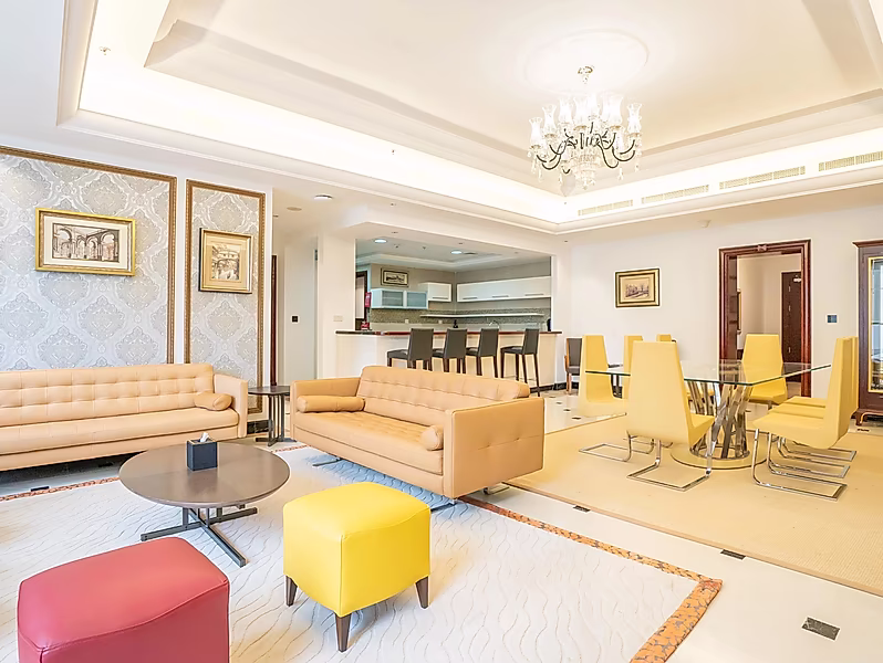 Sophisticated Family Living | Stylish Interiors - Photo 1