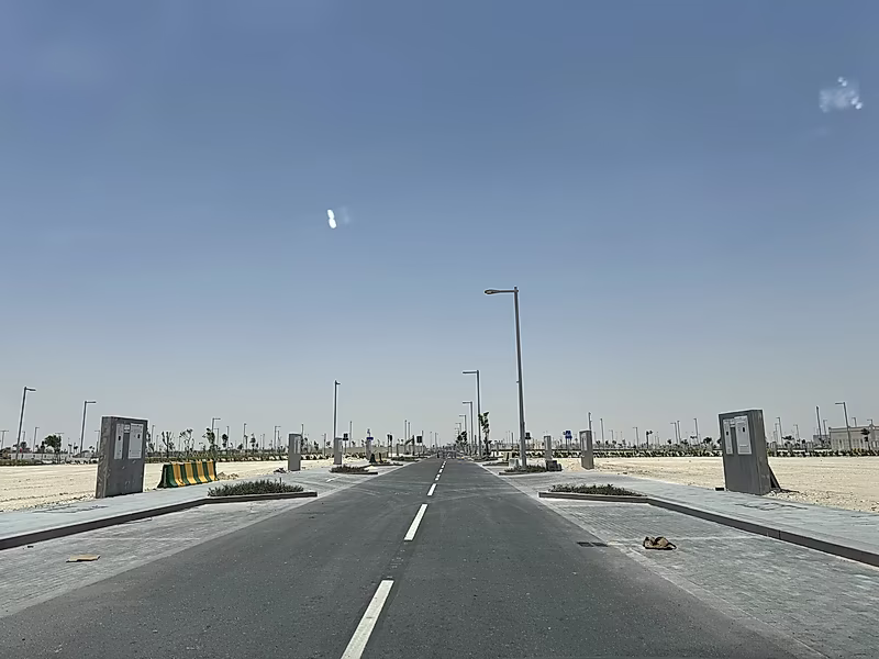 Exclusive 832.5 Sqm Plot in Huzoom Lusail - Prime Location - Photo 1