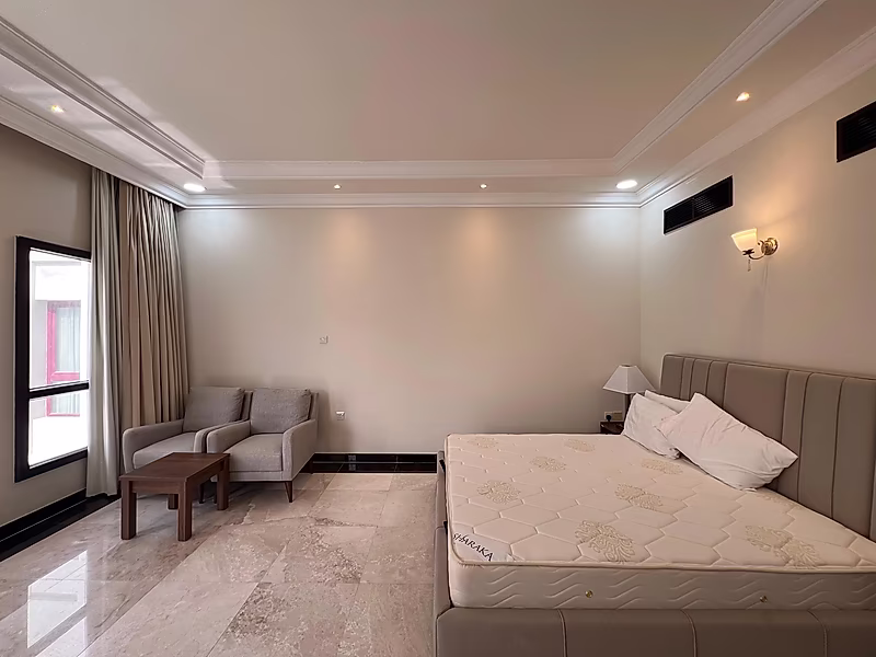 SPACIOUS FURNISHED | 5+M+DRIVER | LAGOON | - Photo 4