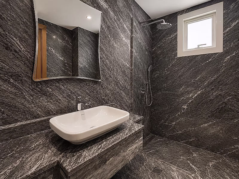 MODERN STYLED 4BR+MAID | WELL MAINTAINED | MAAMOURA - Photo 20
