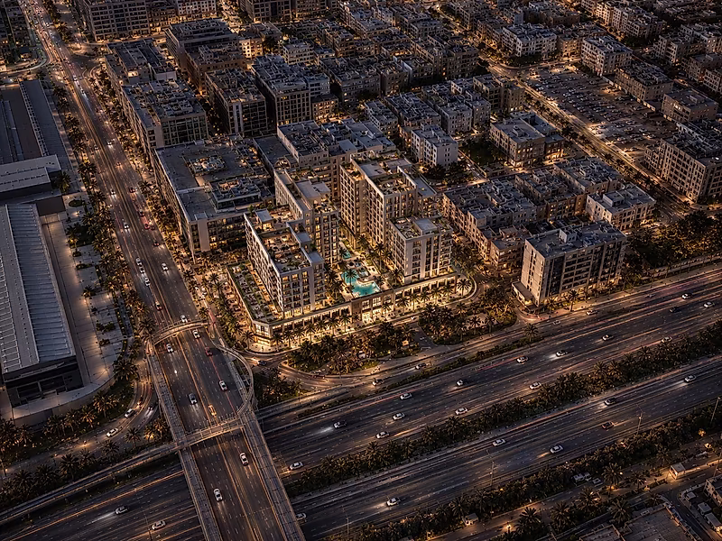 أرض تطوير فاخرة | عائد استثماري مرتفع | تصميم معتمد (طابق أرضي + 9 طوابق) | موقع متميز في الدوحة - Photo 3