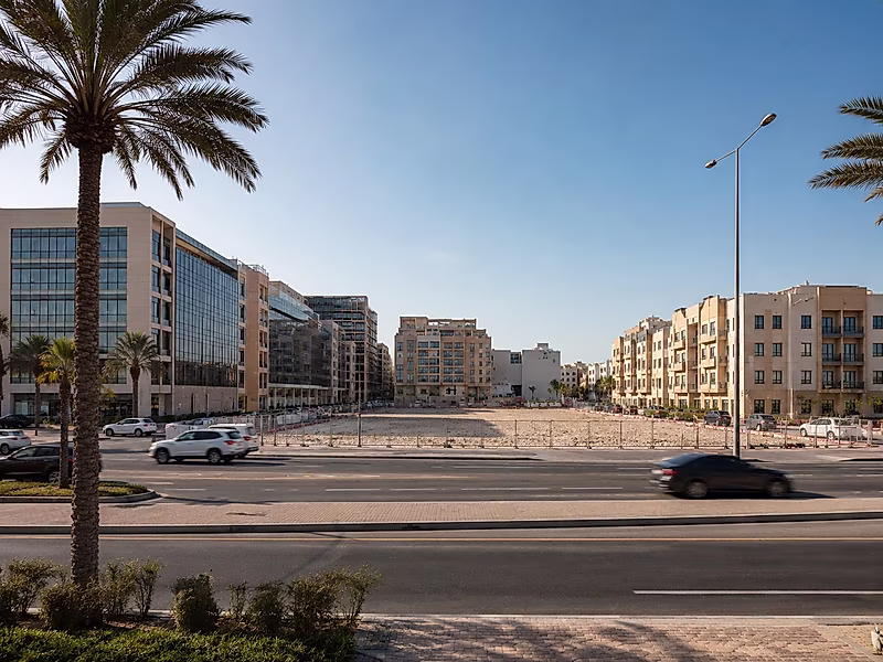 أرض تطوير فاخرة | عائد استثماري مرتفع | تصميم معتمد (طابق أرضي + 9 طوابق) | موقع متميز في الدوحة - Photo 8
