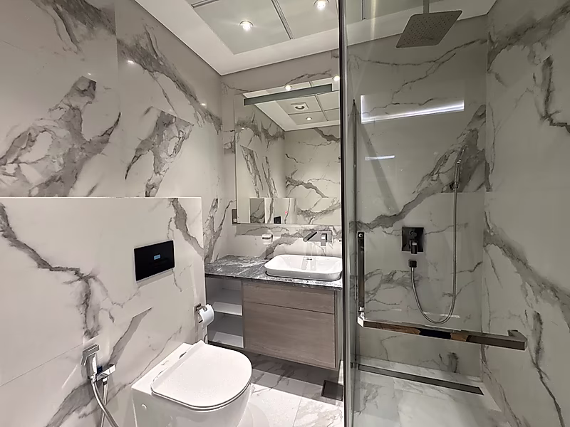 MODERN ELEGANCE 1 BEDROOM APARTMENT | BIN MAHMOUD - Photo 5