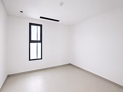 SPACIOUS MODERN 5BR VILLA IN COMPOUND
