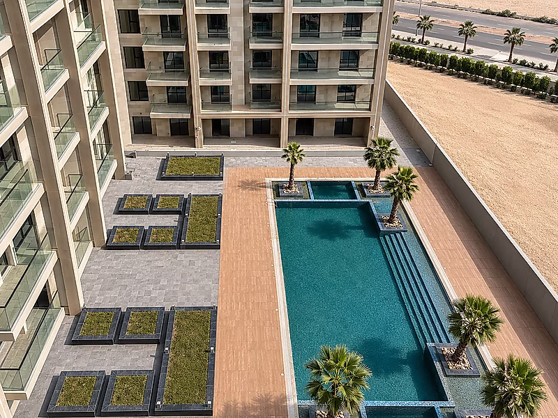 Brand-New Studio Facing the Mall & Pool | High-Growth Investment Opportunity - Photo 2