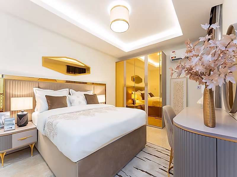Elegant Family Home | Premium Finishes - Photo 12