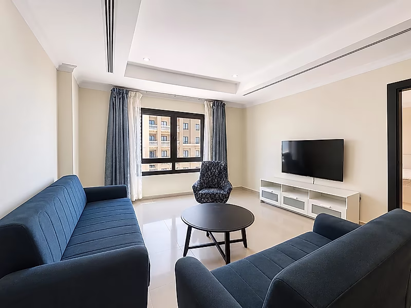 Sophisticated 1BR FF Modern Elegance - Photo 1