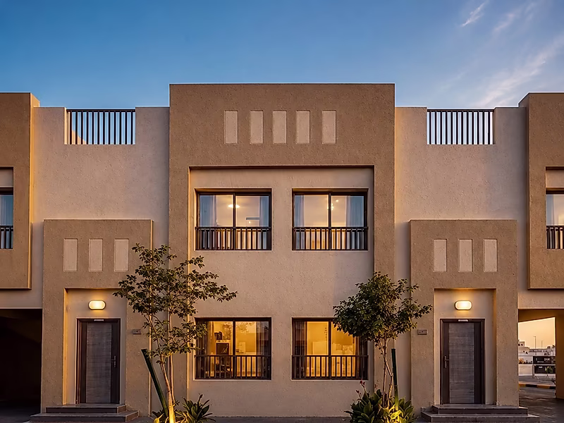 Stunning 5BR Villa with Opulent Finishes - Photo 2