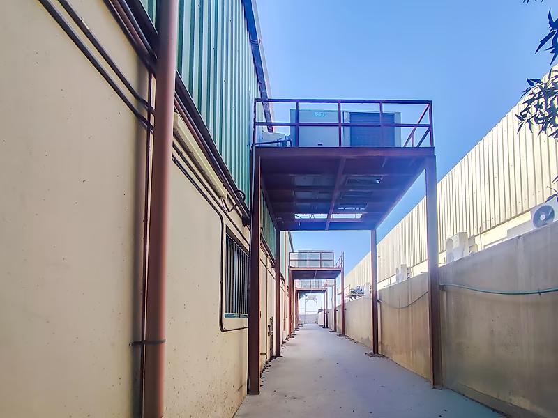 Warehouse with AC for Rent in Industrial Area - Photo 3