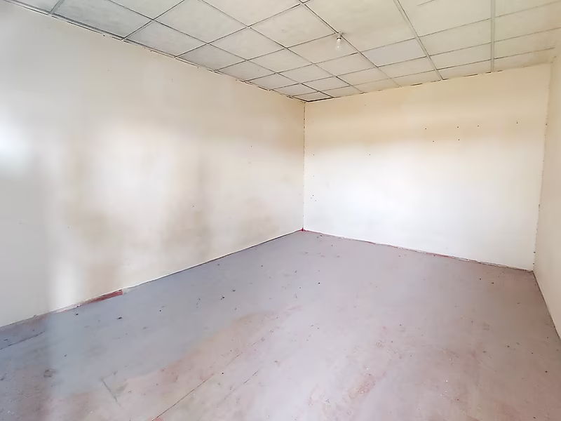 Warehouse with AC for Rent in Industrial Area - Photo 5