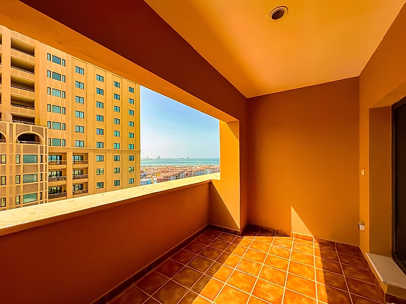 BUSINESS POTENTIAL | SPACIOUS 2 BEDROOM | PORTO ARABIA - Photo 14
