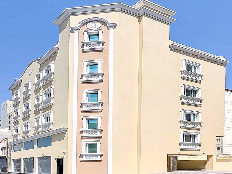 فرصة استثمارية مميزة | مبنى سكني جاهز للتشغيل بالكامل في الدوحة الجديدة - Photo 2