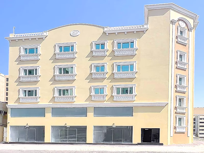 فرصة استثمارية مميزة | مبنى سكني جاهز للتشغيل بالكامل في الدوحة الجديدة - Photo 1