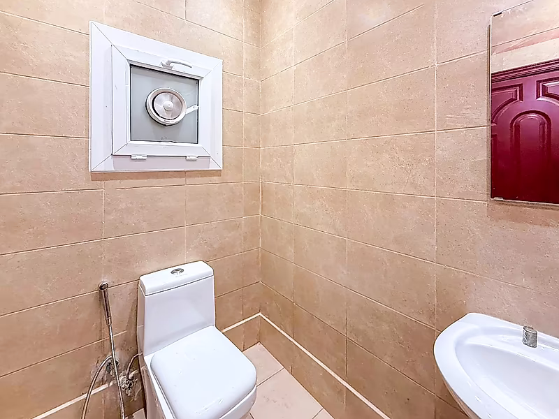 فرصة استثمارية مميزة | مبنى سكني جاهز للتشغيل بالكامل في الدوحة الجديدة - Photo 10