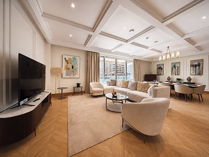 Elevated Living | Spacious Family Retreat - Photo 2