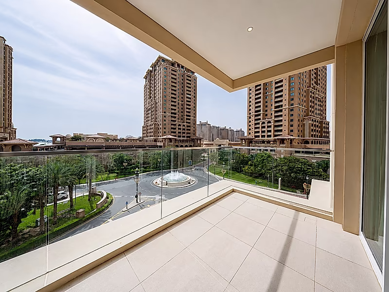 Elevated Living | Spacious Family Retreat - Photo 7