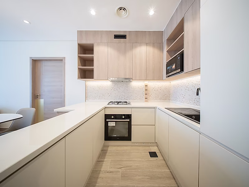 BILLS IN! STUNNING 2BR SEA VIEW | WATERFRONT - Photo 9