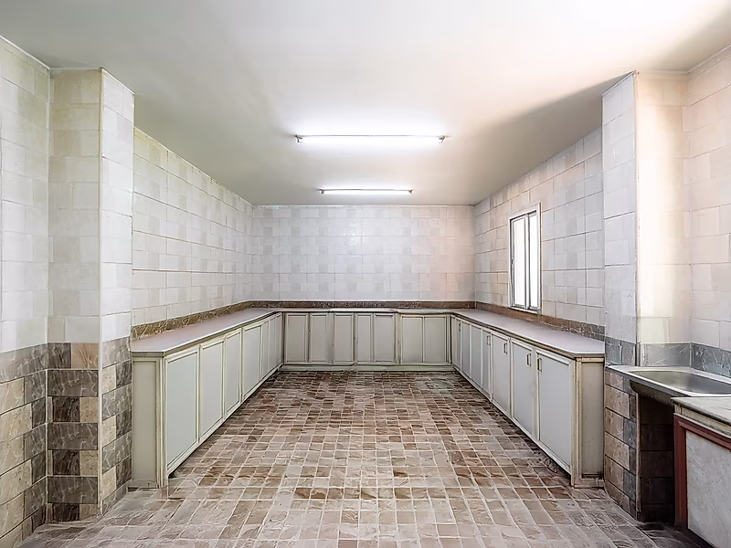 سكن مكون من 50 غرفة + محل للإيجار | أبو نخلة - Photo 3