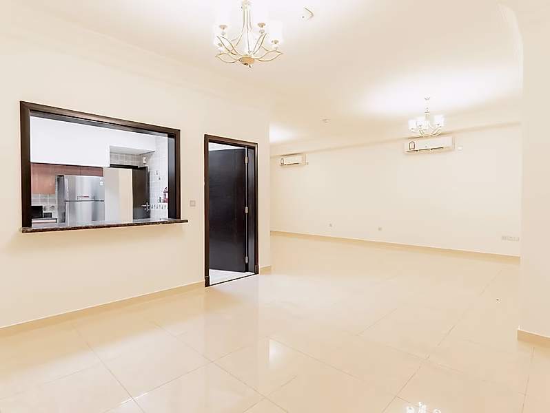 FAMILY COMPOUND | 4BR + MAID ROOM VILLA - Photo 10