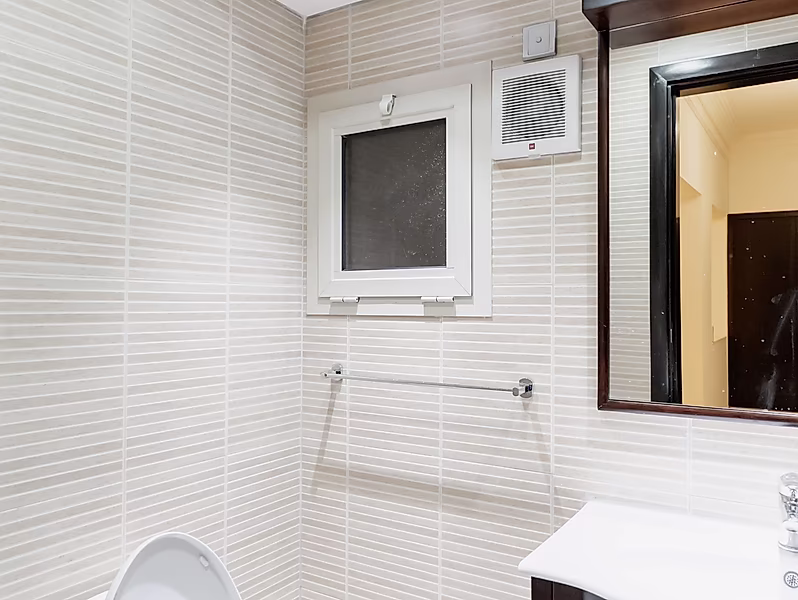 FAMILY COMPOUND | 4BR + MAID ROOM VILLA - Photo 15