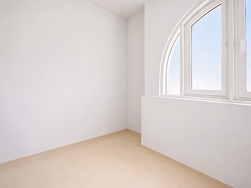 2BR Apartment | Sea View | Viva Bahriya, The Pearl - Photo 9