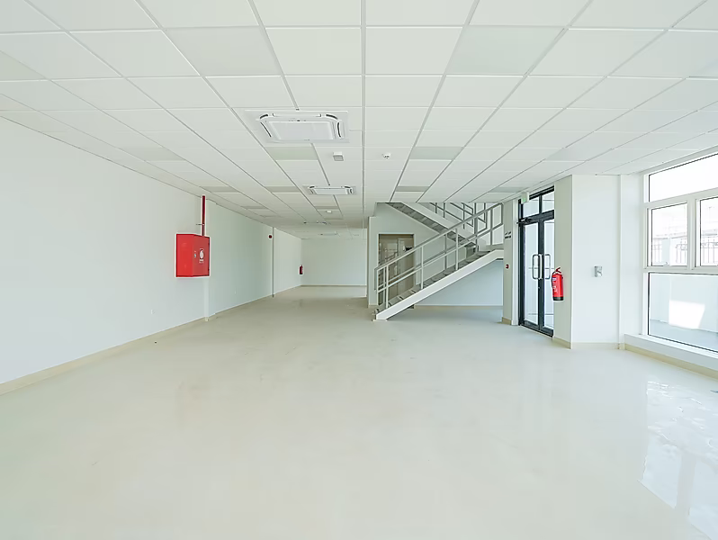 EXCEPTIONAL WAREHOUSE | BIRKAT AL AWAMER - Photo 3