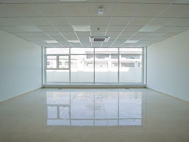 EXCEPTIONAL WAREHOUSE | BIRKAT AL AWAMER - Photo 4