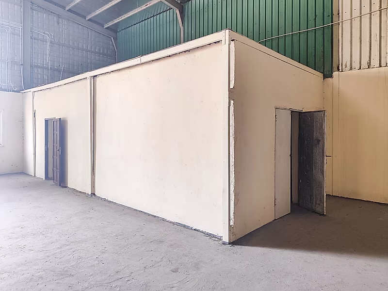 Warehouse with AC for Rent in Industrial Area - Photo 9