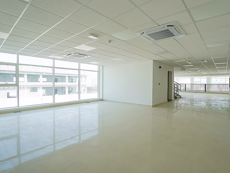 EXCEPTIONAL WAREHOUSE | BIRKAT AL AWAMER - Photo 8