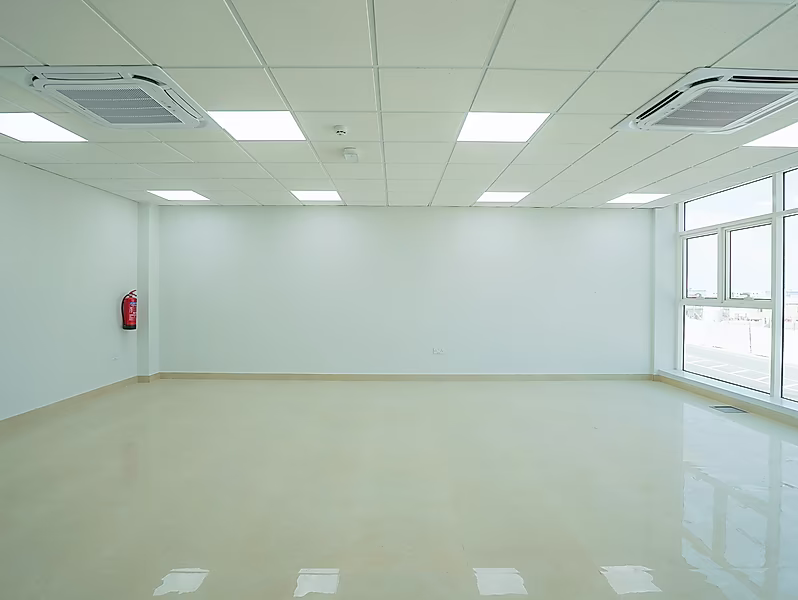 EXCEPTIONAL WAREHOUSE | BIRKAT AL AWAMER - Photo 10