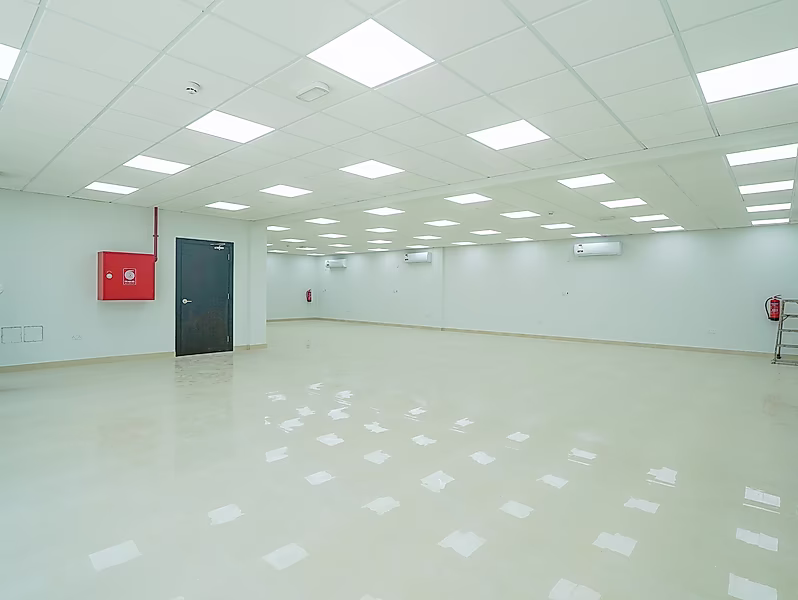 EXCEPTIONAL WAREHOUSE | BIRKAT AL AWAMER - Photo 14