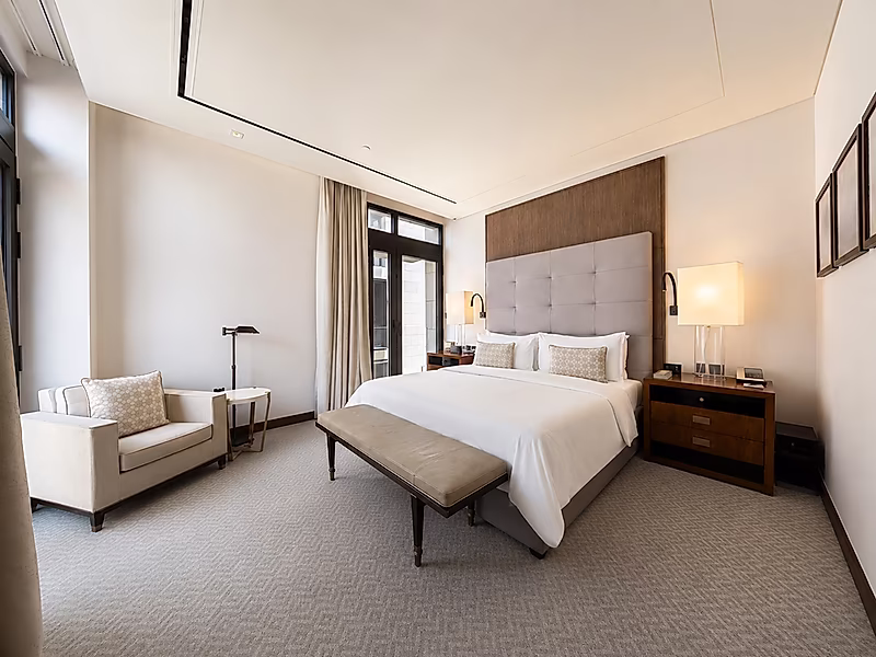 ELEGANTLY STYLED! 2-BEDS WITH COZY AMBIANCE - Photo 7