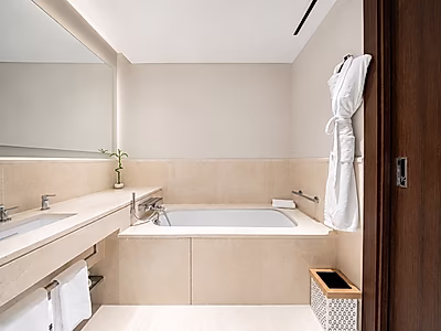 ELEGANTLY STYLED! 2-BEDS WITH COZY AMBIANCE