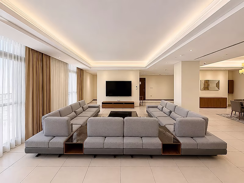 5-Bedroom Penthouse with Panoramic Qatar Views & 5-Star Amenities - Photo 2