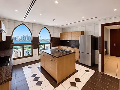 5-Bedroom Penthouse with Panoramic Qatar Views & 5-Star Amenities