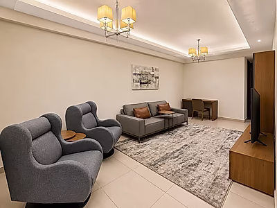 5-Bedroom Penthouse with Panoramic Qatar Views & 5-Star Amenities