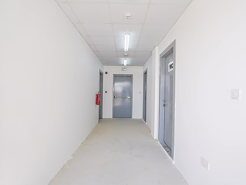 EXCEPTIONAL WAREHOUSE | BIRKAT AL AWAMER - Photo 32