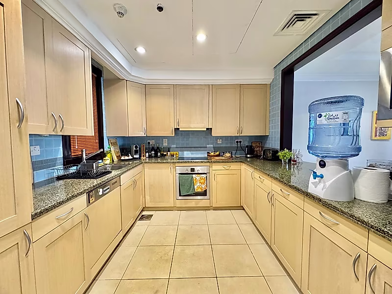 Exclusive Marina-Front Townhouse | 2 Bedrooms | Prime Porto Arabia Address | - Photo 9