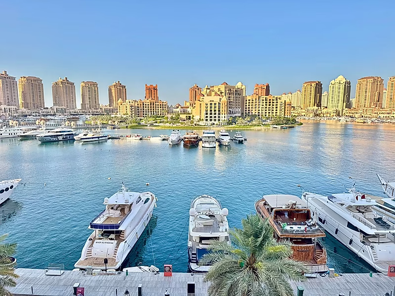Exclusive Marina-Front Townhouse | 2 Bedrooms | Prime Porto Arabia Address | - Photo 12
