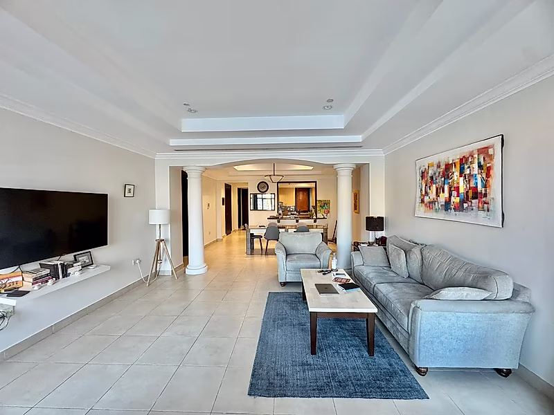 Exclusive Marina-Front Townhouse | 2 Bedrooms | Prime Porto Arabia Address | - Photo 13
