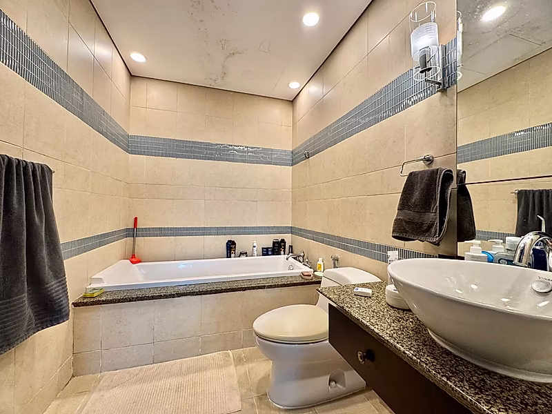 Exclusive Marina-Front Townhouse | 2 Bedrooms | Prime Porto Arabia Address | - Photo 14