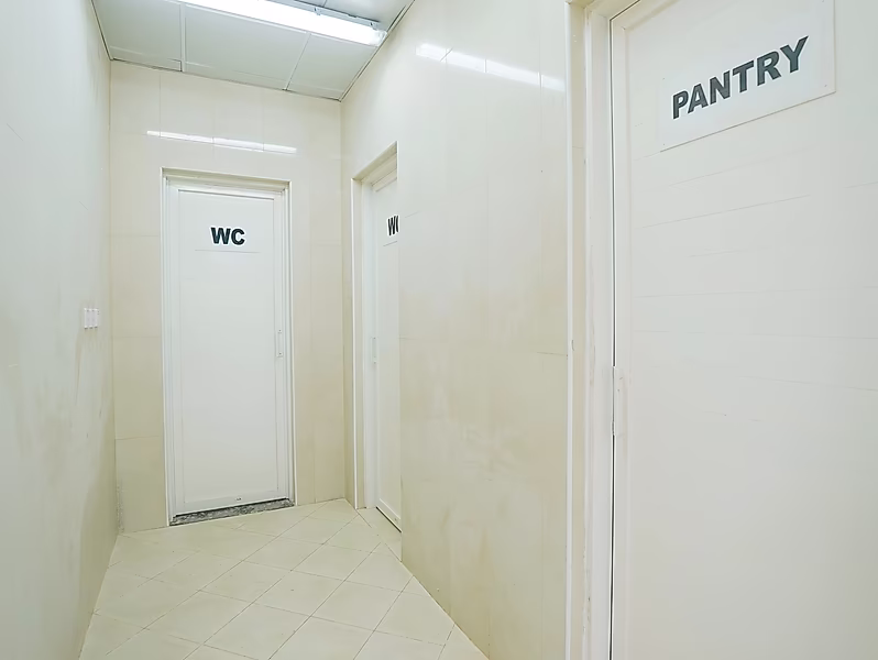 EXCEPTIONAL WAREHOUSE | BIRKAT AL AWAMER - Photo 36
