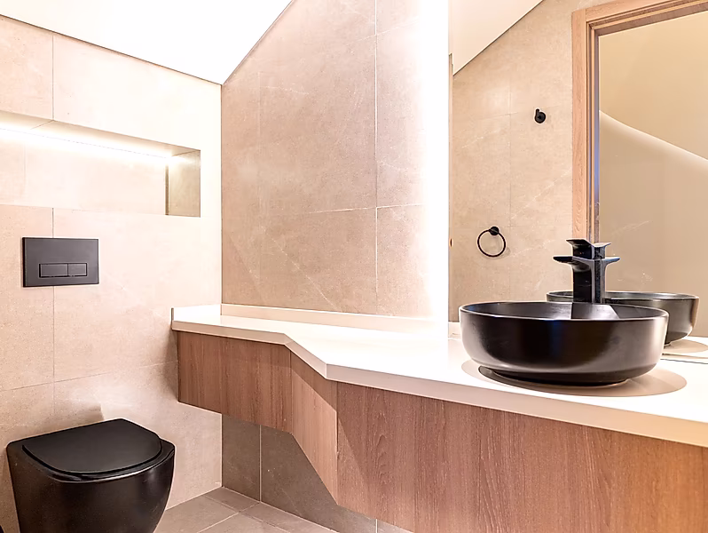 LUXURY BEACHFRONT TOWNHOUSE | BRAND NEW 2BR+MAID IN LUSAIL - Photo 9