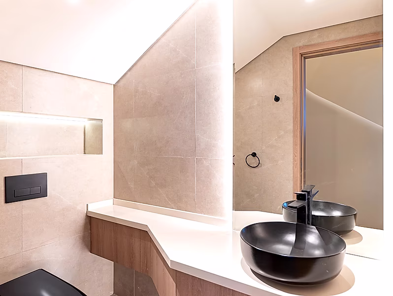 LUXURY BEACHFRONT TOWNHOUSE | BRAND NEW 2BR+MAID IN LUSAIL - Photo 16