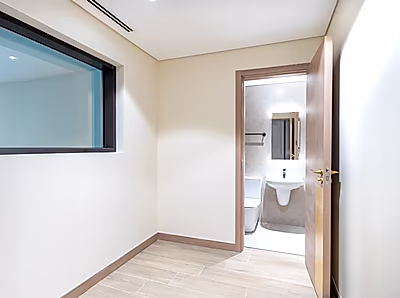 LUXURY BEACHFRONT TOWNHOUSE | BRAND NEW 2BR+MAID IN LUSAIL