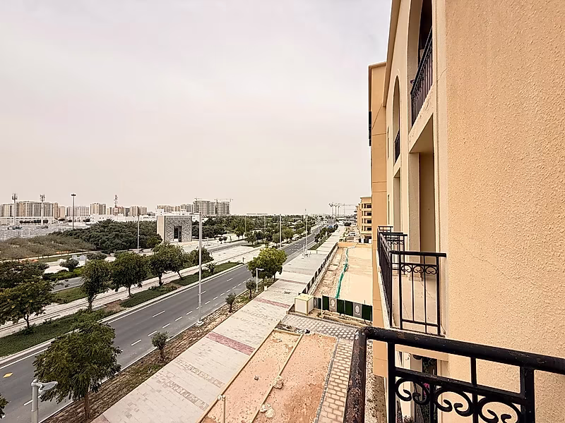 Premium Stadium View | 3BR Apartment - Photo 12