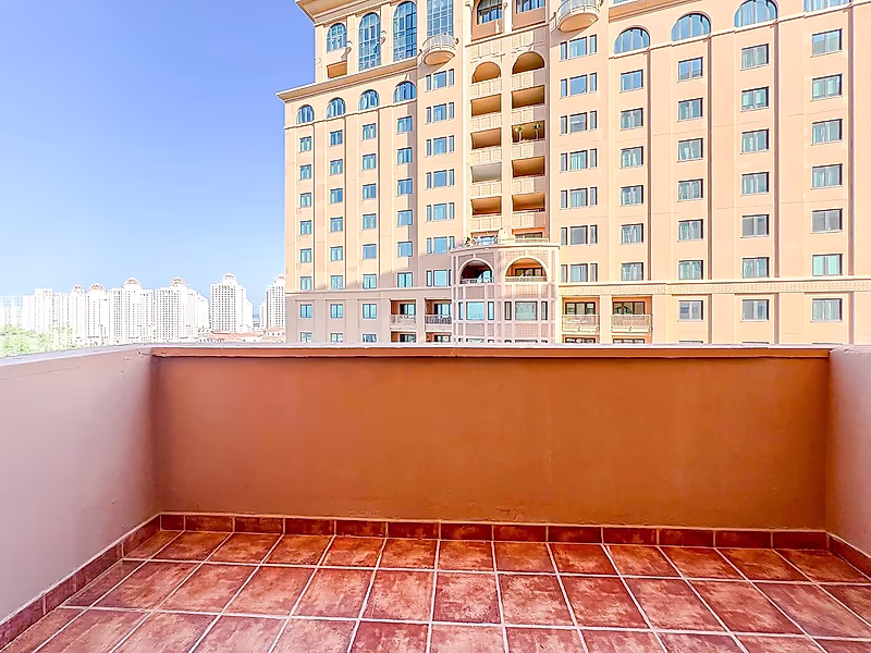 Elegant 1-Bedroom Apartment | Porto Arabia, The Pearl - Photo 6