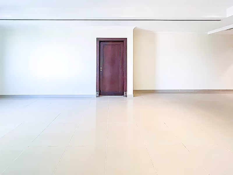 Elegant 1-Bedroom Apartment | Porto Arabia, The Pearl - Photo 12