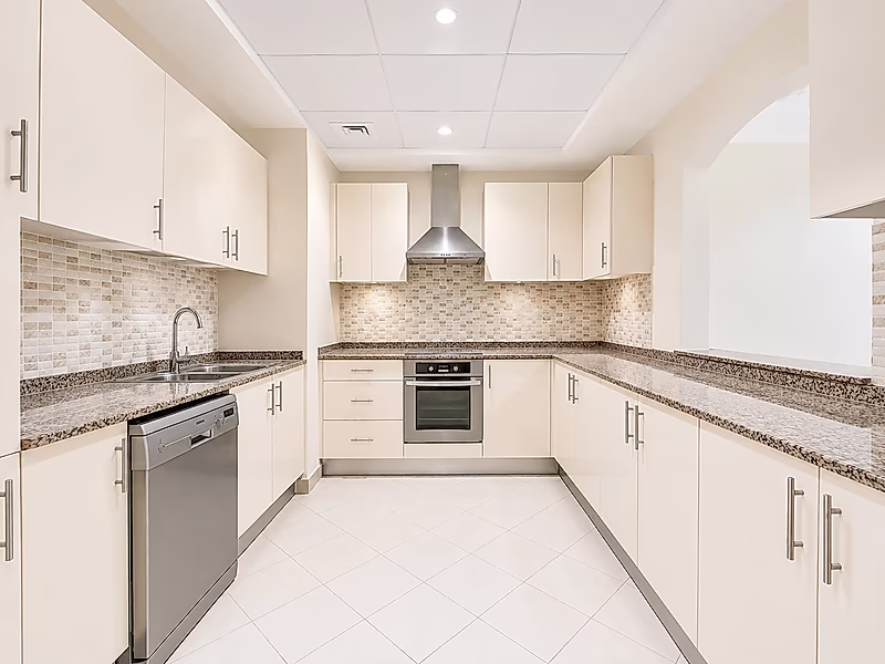 2-Bedroom Semi-Furnished Apartment - The Pearl-Qatar - Photo 3